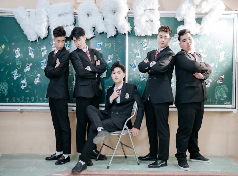 academy's undercover professor sub indo